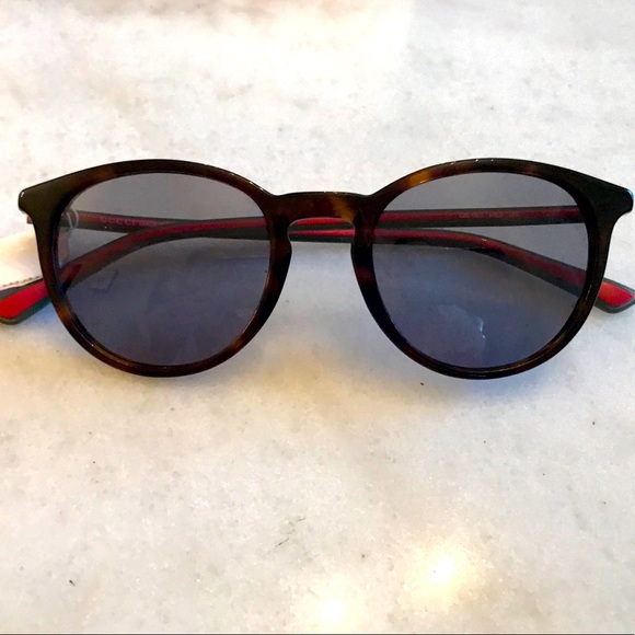 Gucci Accessories - Gucci Tortoise Shell Sunglasses- Authentic